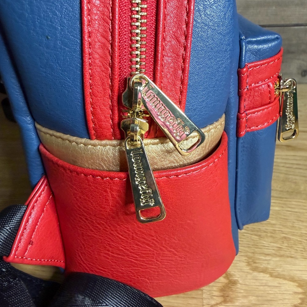 Captain Marvel Mini-Backpack - image 3